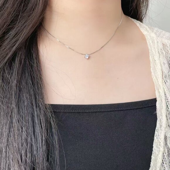 Exquisite 925 Silver Diamond Necklace – Crafted for Timeless Sophistication - Picture 5 of 6